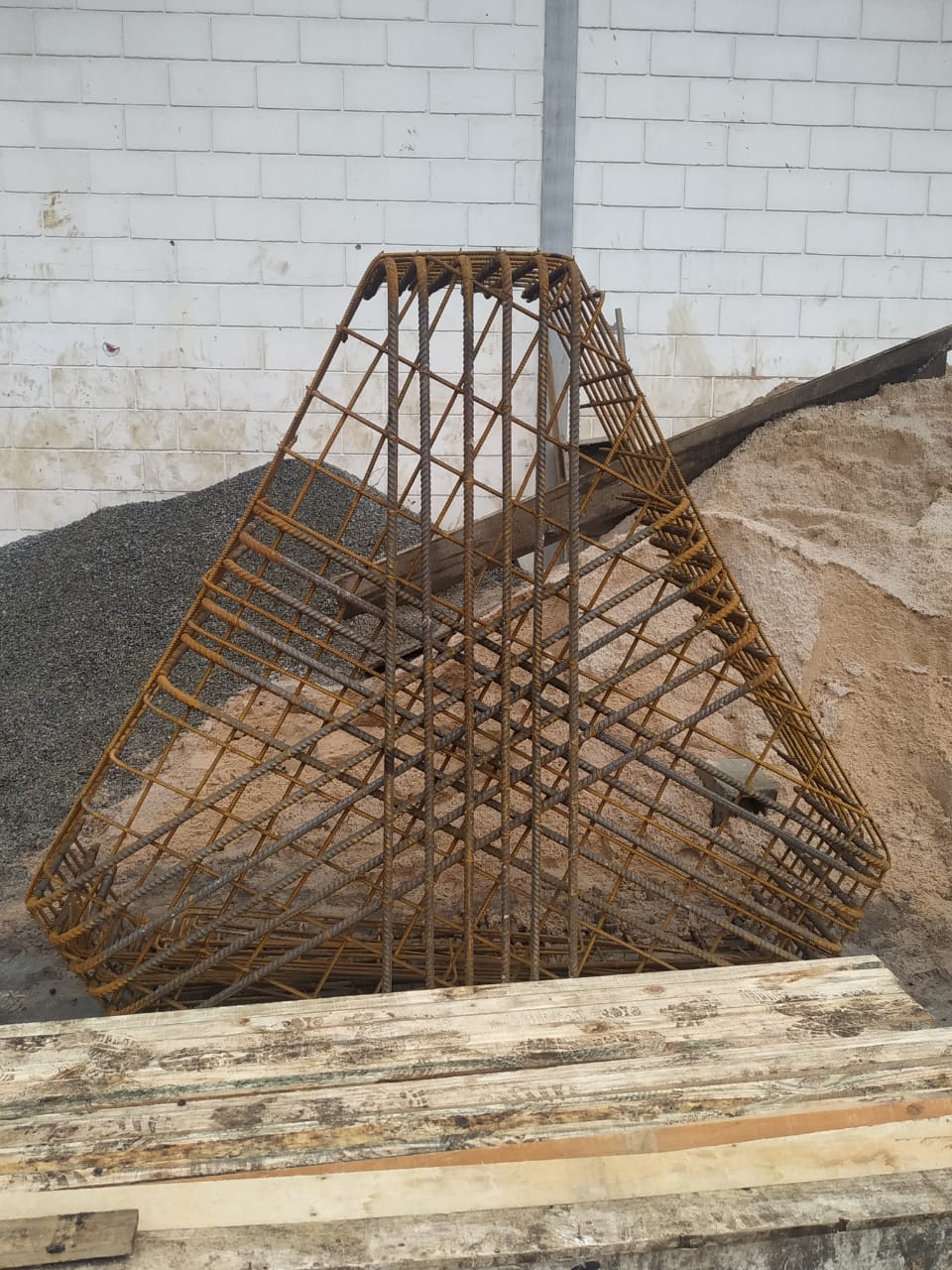 Satapa triângulo conforme projeto.jpg